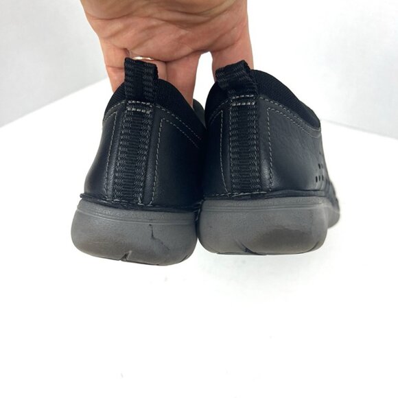 Clarks Unstructured Black Leather No Tie Slip On Sneakers Women’s 7.5 Walking - Picture 6 of 12